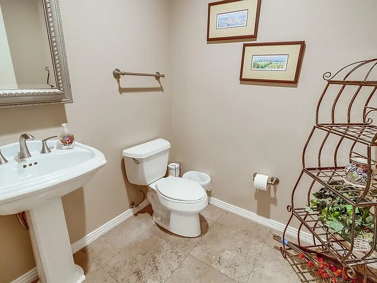 1750 Kettner Blvd #203 — Photo 24