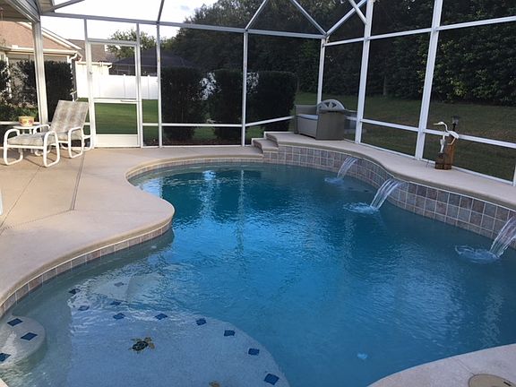 4th image of 12053 NE 51st Cir