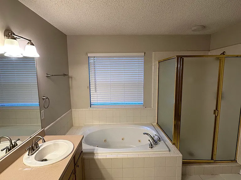 5035 Mint Hill Ct — Photo 13