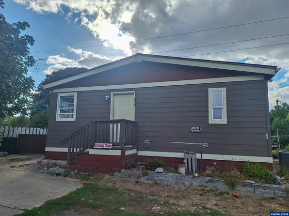 1530 Tamarack St Unit 215, Sweet Home, OR 97386