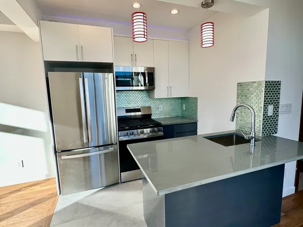 258 Eckford Street image 1 of 10