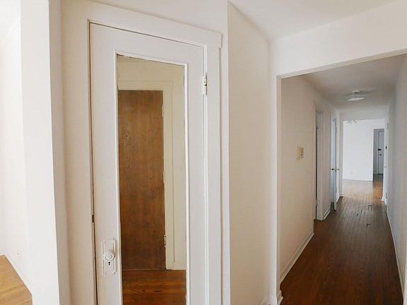 3rd image of 1232 W Winnemac Ave APT 1