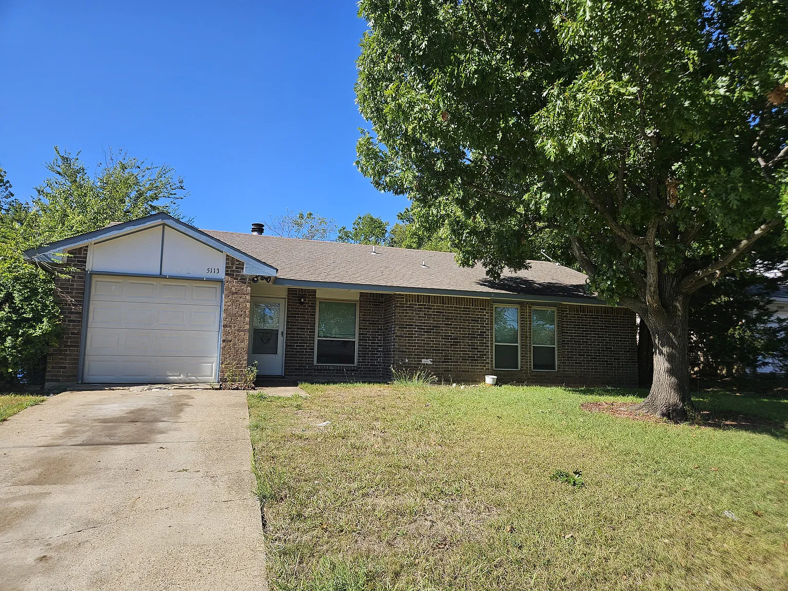 3 bed, 1220 sqft, $1,875 — Photo 1
