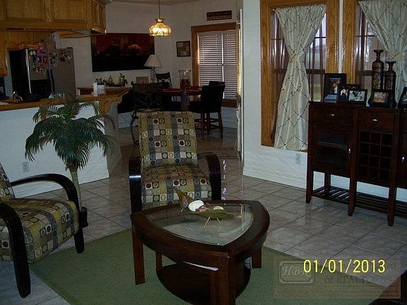 5th image of 1499 Russell Ln