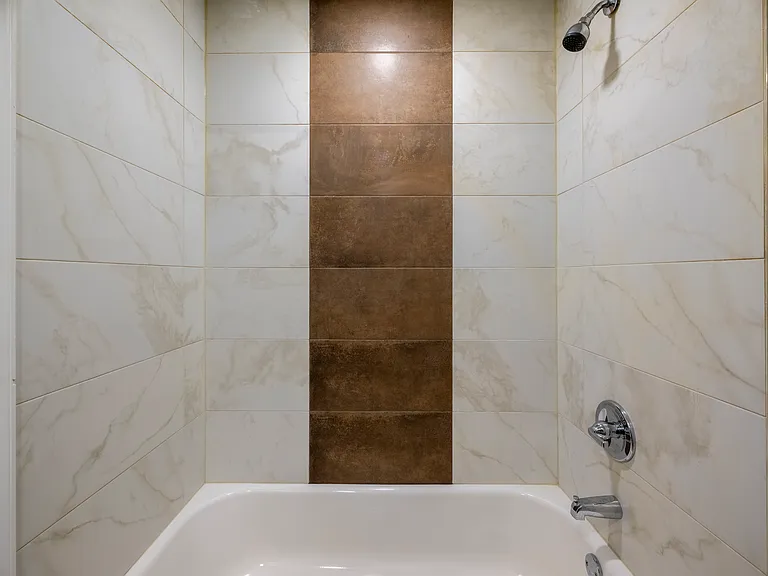 8808 Liberty Ln — Photo 30