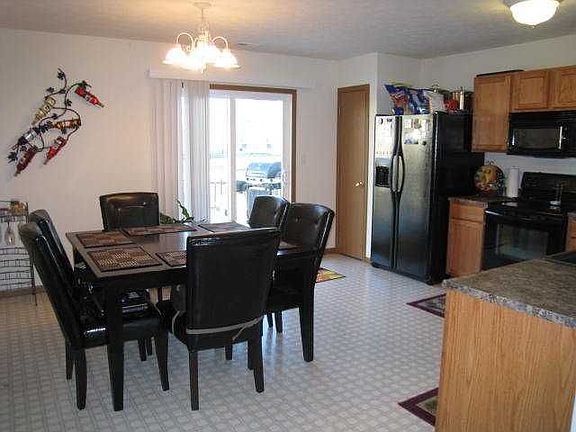 3rd image of 1511 Vista Cove Ct