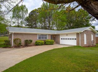 4210 Skylark Cir S, Gadsden, AL 35907