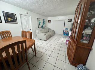 9724 Hammocks Blvd APT 104, Miami, FL 33196