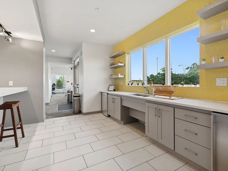 400 Herron Dr #418 — Photo 22