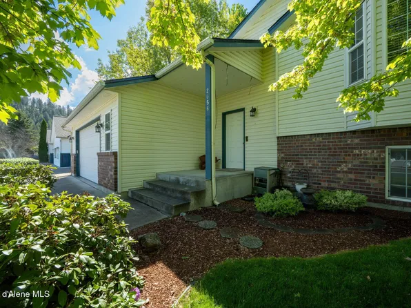 2056 E Greywolf Ave, Coeur D Alene, ID 83815