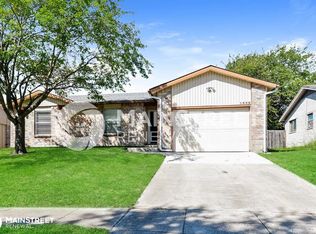 1559 Willowbrook St, Lancaster, TX 75134
