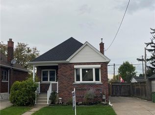 101 Albany Ave, Hamilton, ON L8H2H4