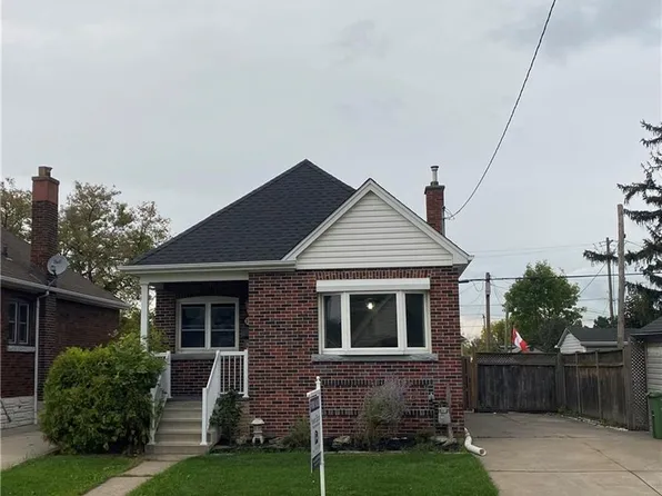 101 Albany Ave, Hamilton, ON L8H 2H4