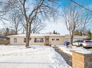 315 Point Douglas Rd N, Saint Paul, MN 55106