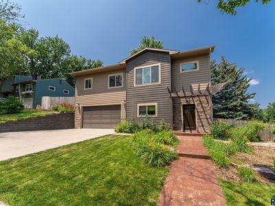 801 S Westmoor Dr, Sioux Falls, SD, 57104