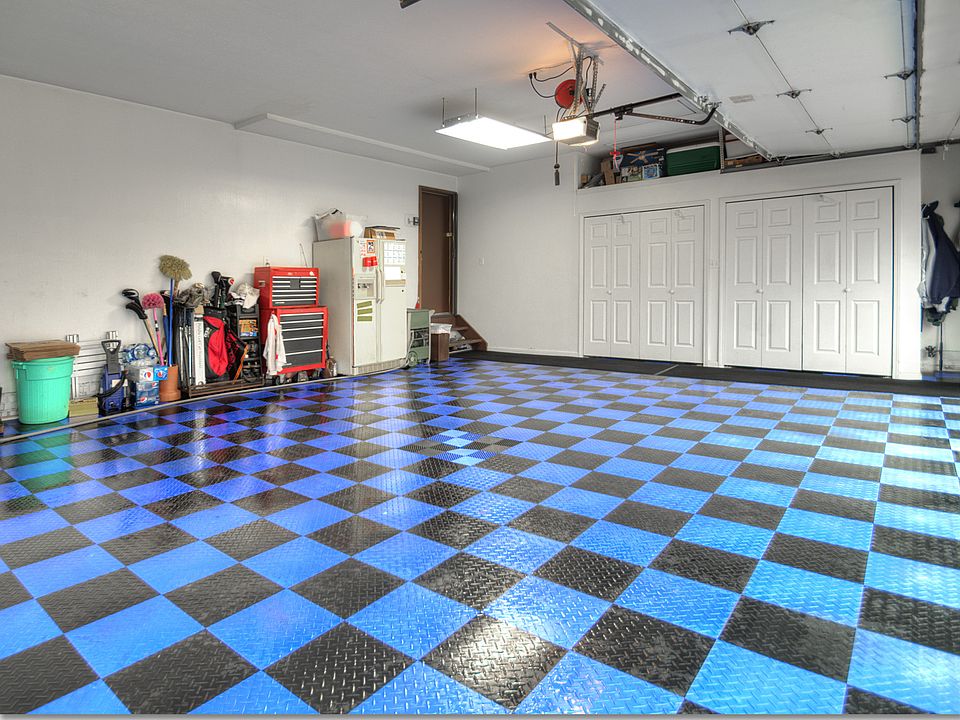 1st image of 4410 Sir John Ave