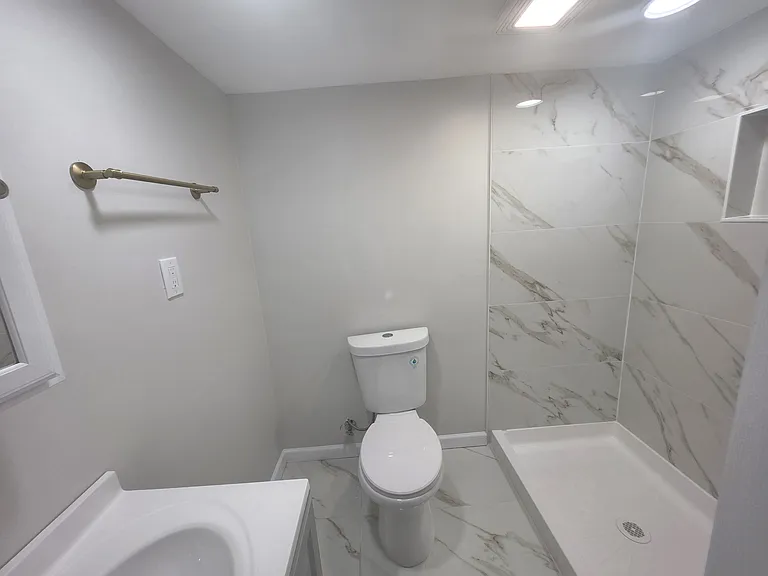 15 Duane Dr — Photo 5