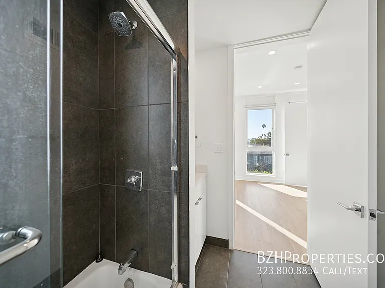 4525 Saint Elmo Dr #4523A — Photo 26