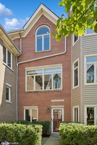 1251 W Fletcher St Unit E, Chicago, IL, 60657