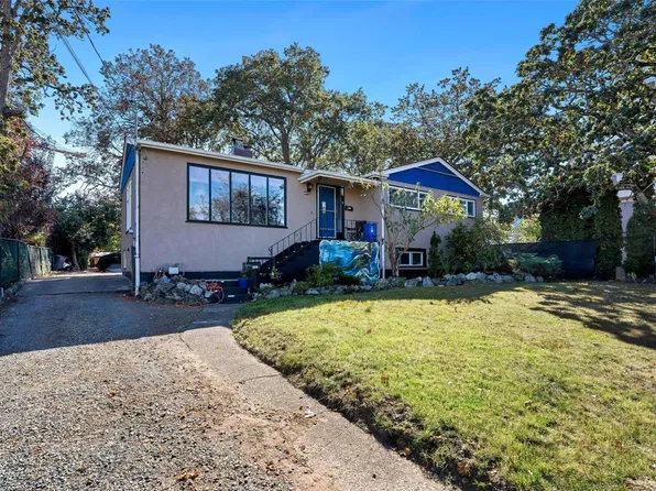 847 Old Esquimalt Rd, Esquimalt, BC V9A 4W9