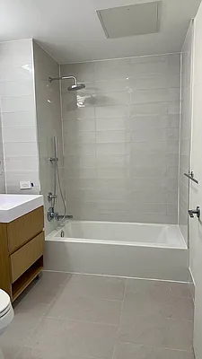 Rented by E Realty International Corp | media 10