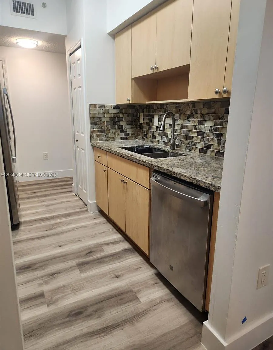 University Parc Residence — Photo 3