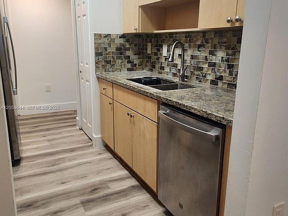 3rd image of 7085 Nova Dr APT 102