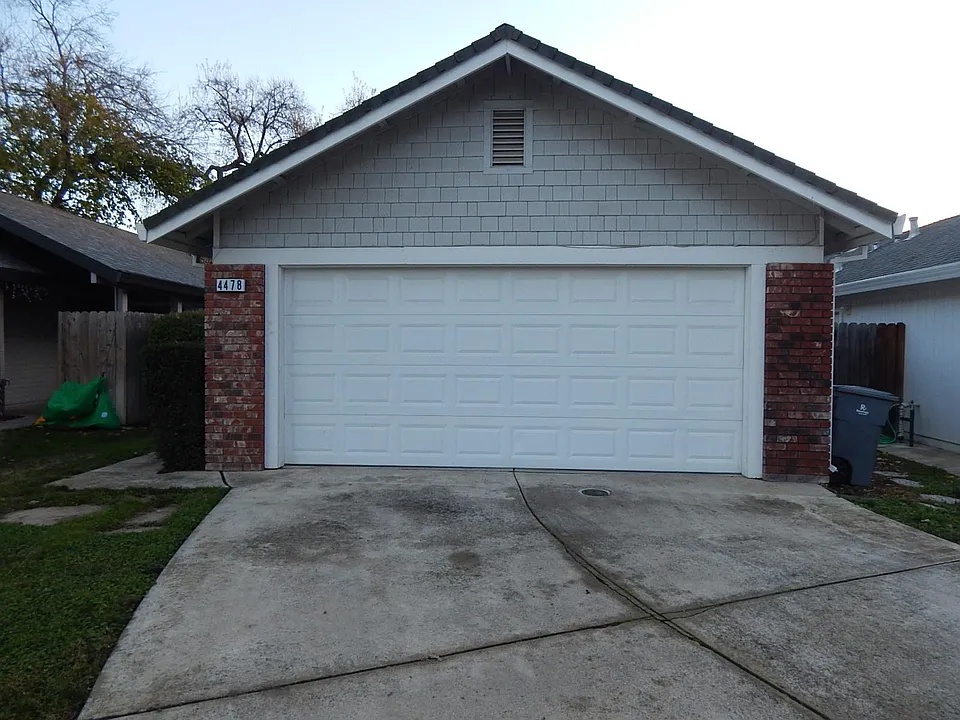 4478 Sunrise Ct