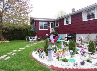 70 Glendale Rd, Oakdale, CT 06370