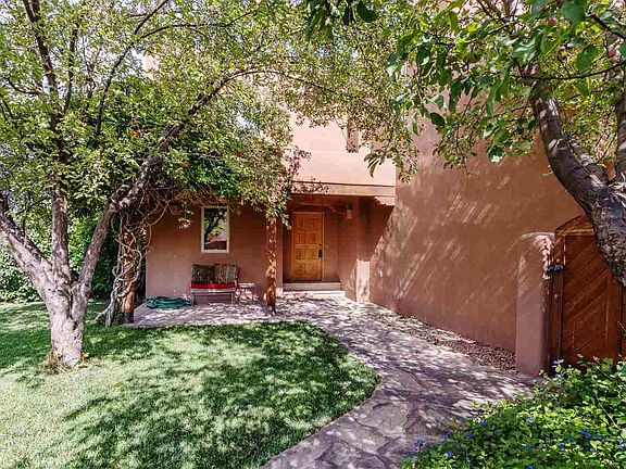 2nd image of 3112 Pueblo Sapawe