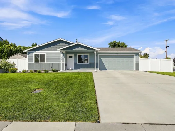 1217 Perkins Ave, Richland, WA 99354