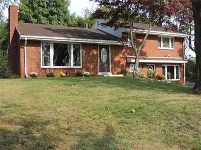 2915 Conway Wallrose Rd, Baden, PA, 15005