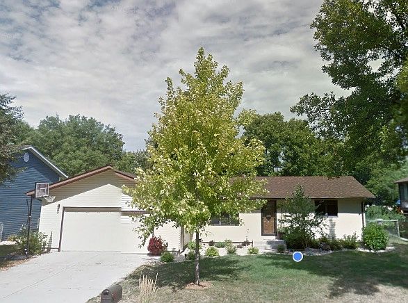 1st image of 108 W Thomas Ave