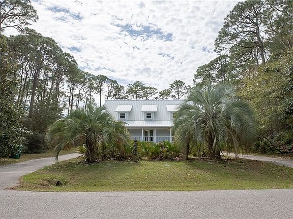 3rd image of 137 Orleans Dr
