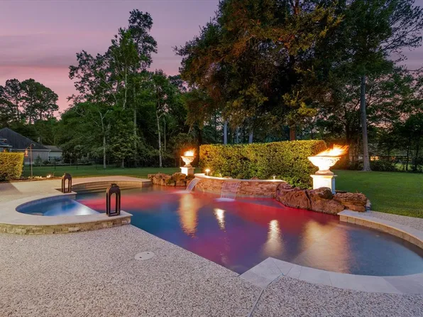 9810 Clubhouse Circle, Magnolia, TX 77354