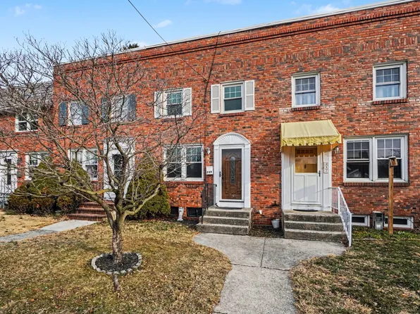 249 W Baltimore St, Carlisle, PA 17013