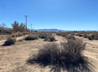 1 Candlewood Rd, Apple Valley, CA 92307