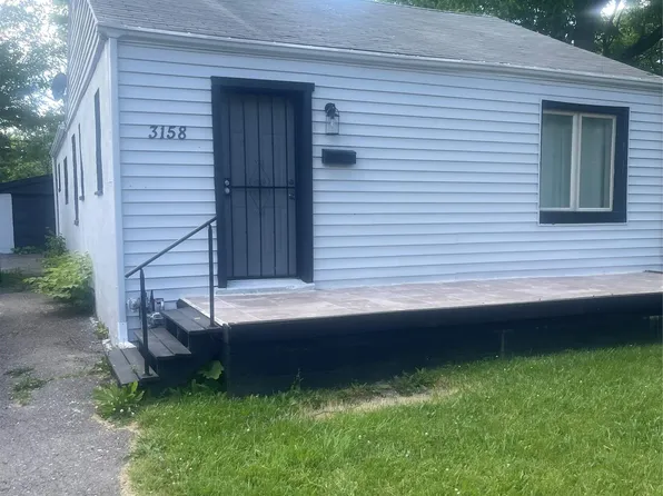 3158 Hickory St, Inkster, MI 48141