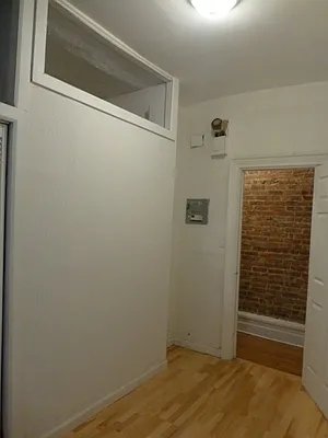 Rented by Bohemia Realty Group | media 42