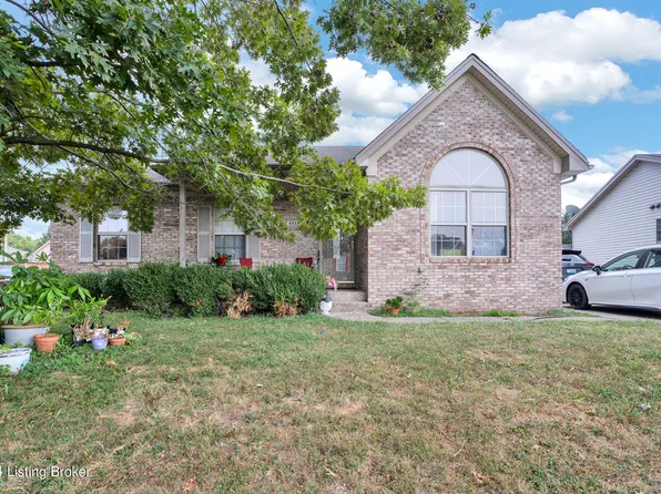 4215 Southern Farm Blvd, Louisville, KY 40216
