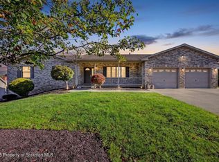 304 School Side Dr, Scranton, PA 18512