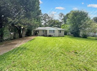 1966 S Columbia Pl, Decatur, GA 30032