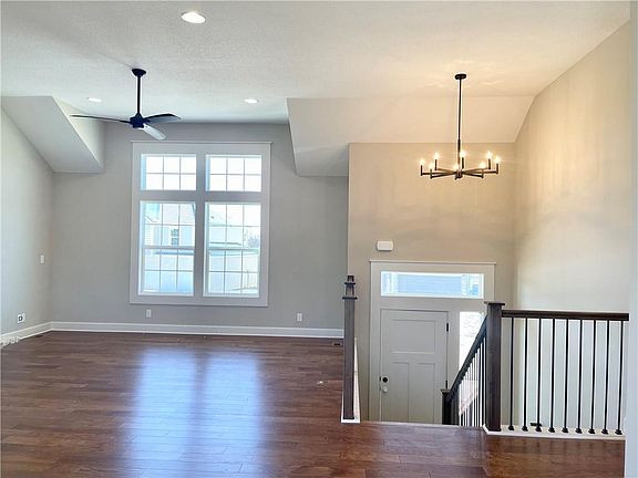3rd image of 1501 N 162nd Cir
