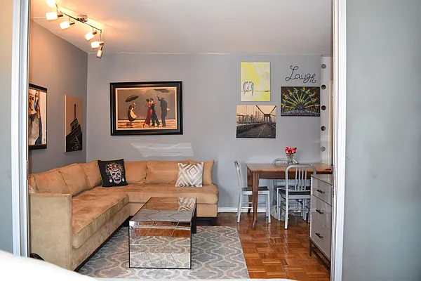 Sold by Owner | media 16