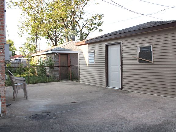 2nd image of 6455 S Rockwell St