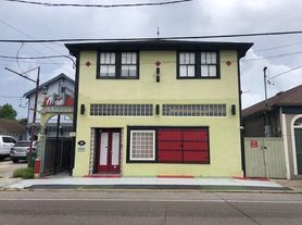 506 Lafayette St