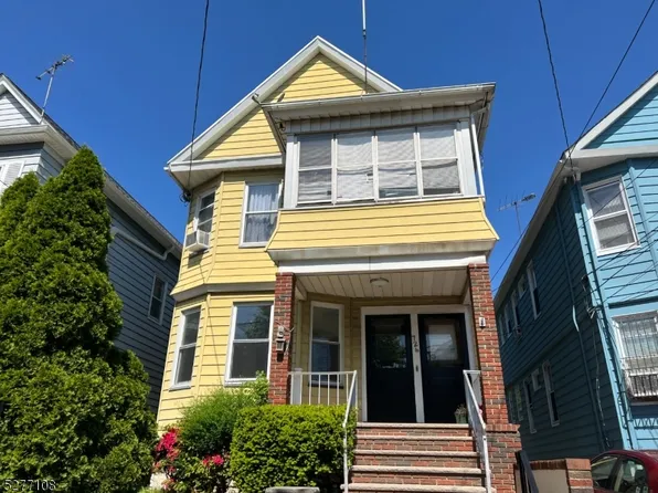 724-726 Jackson Avenue, Elizabeth City, NJ 07201