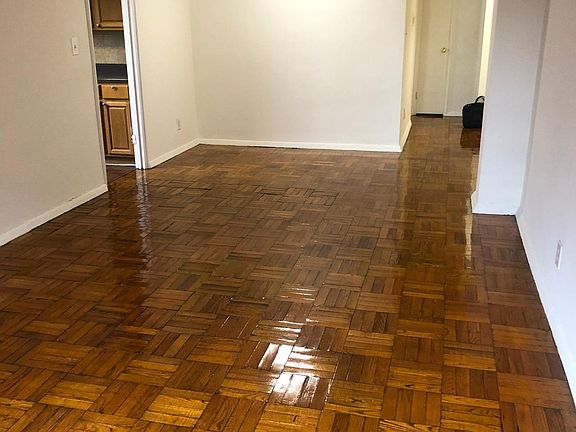 2nd image of 14431 41st Ave APT 2D