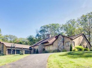 15 Chamberlain Rd, Middletown, CT 06457