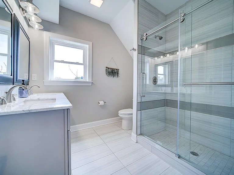 1513 S Lambert St — Photo 18